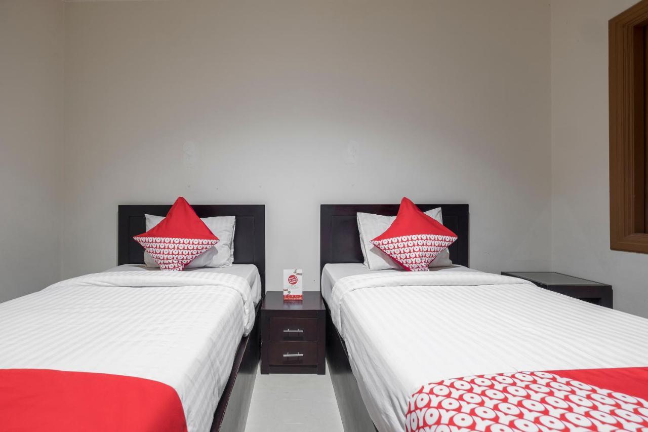 Oyo 1114 Hotel Denpasar Makassar Luaran gambar