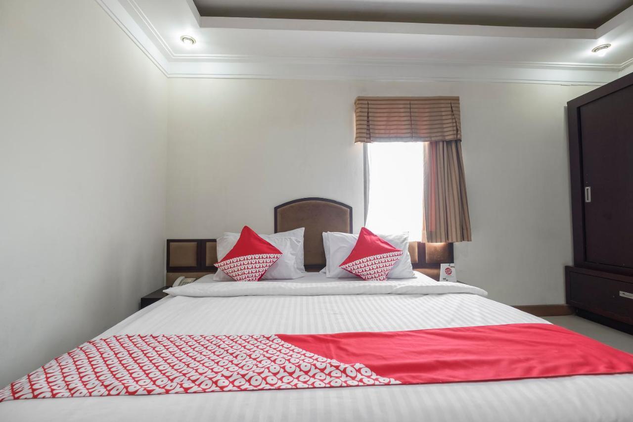 Oyo 1114 Hotel Denpasar Makassar Luaran gambar